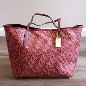 Coach Gold Rouge Leather City Tote Bag With Coach Monogram Logo All Over Print